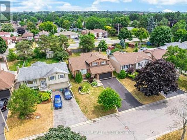 483 Labrador Drive, Oshawa, ON, L1H 7G1 house for sale | Listing ID E12321 | Royal LePage