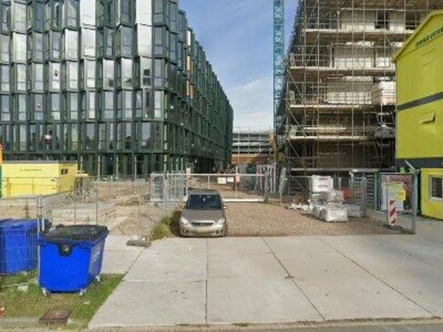 483 m2 land, office space for sale in Haarlem