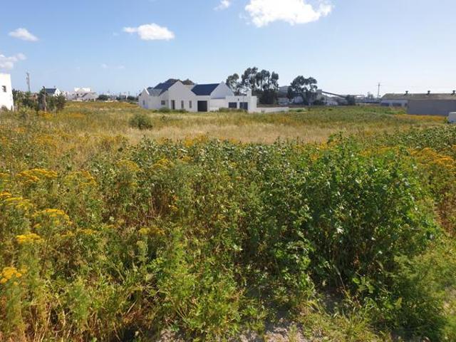 483 m² Land available in Saldanha