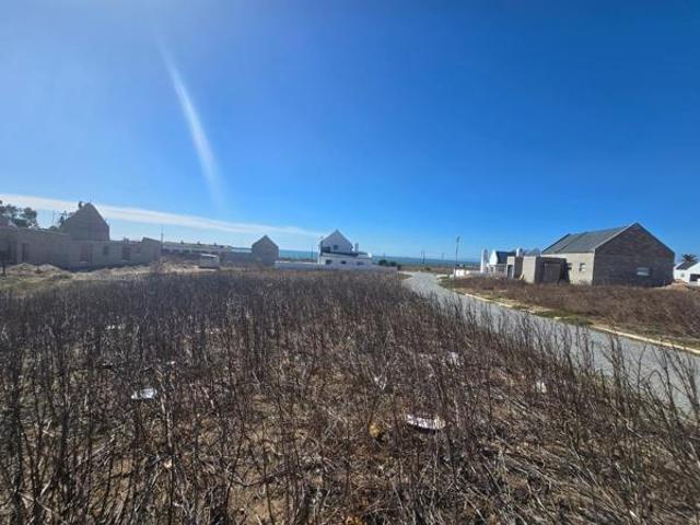 484 m² Land available in Britanica Heights