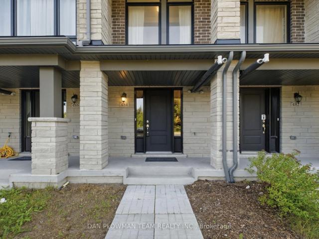 484 Salem Road S, Ajax | 2+1Beds/4Bath, Townhouse, $599,999 | Condos. Ca