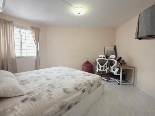 484 Pasir Ris Drive 4 HDB Apartment For Sale, $615,000, 3 Bed 2 Bath 1,130 sqft $544.00 psf