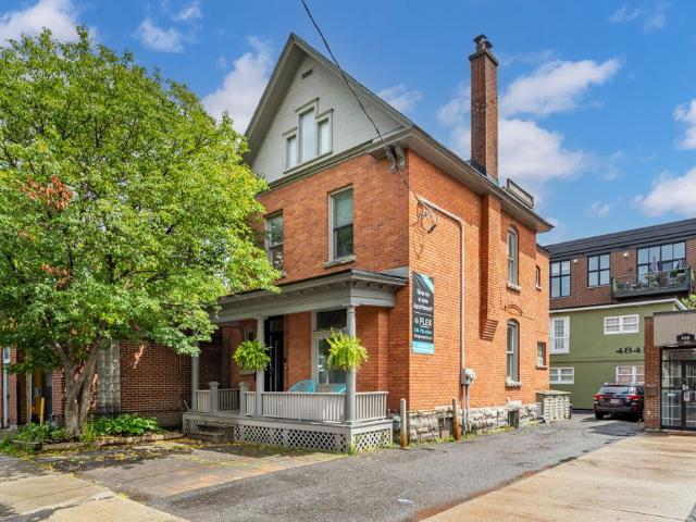 484B Gladstone unit 2