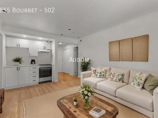 4855 Bourret 502