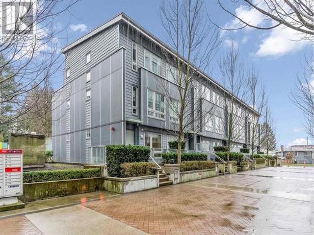 4858 Eldorado Mews, Vancouver, BC, V5R 0B1 townhouse for sale | Listing ID R2974 | Royal LePage