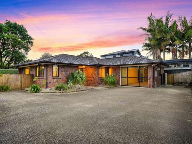 486 Te Atatu Road, Te Atatu Peninsula, Waitakere City