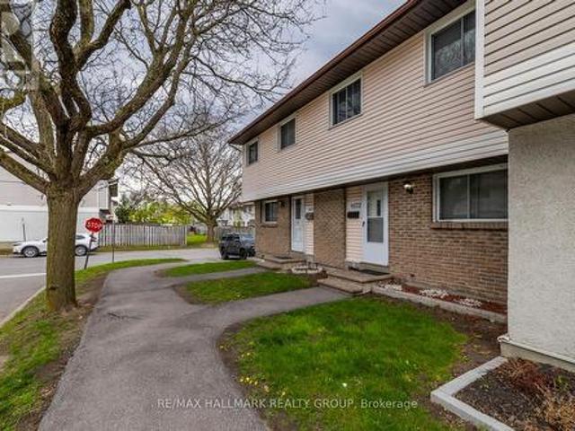 4872 Hendon Way, Ottawa, ON, K1J 8T1 townhouse for sale | Listing ID X12068 | Royal LePage
