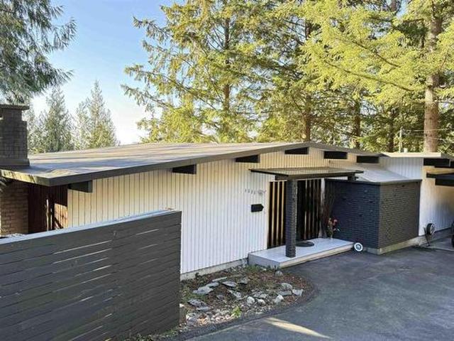 4880 Skyline Drive, North Vancouver, BC, V7R 3J3 house for sale | Listing ID R2955 | Royal LePage