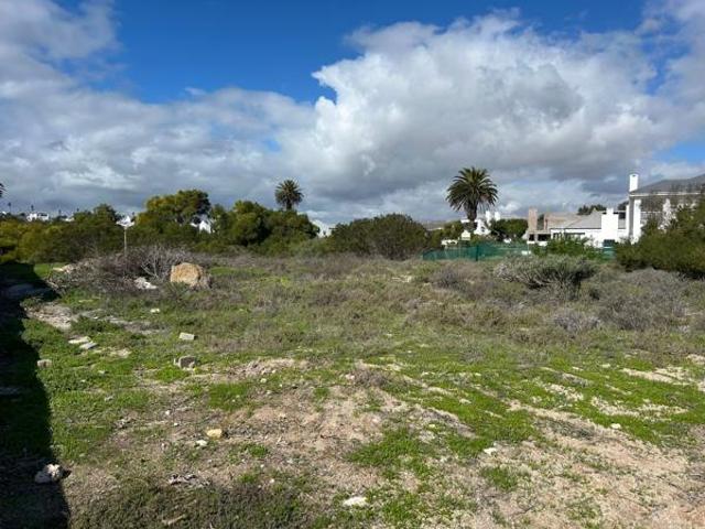 488 m² Land available in Shelley Point