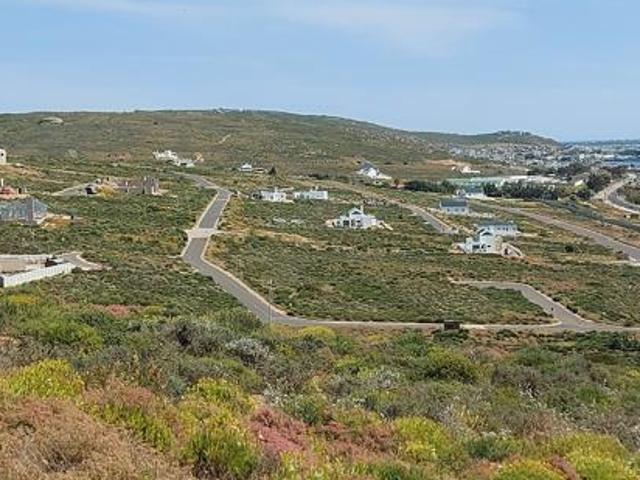 489 m² Land available in St Helena Views