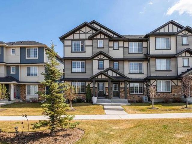 48 20 Augustine Crescent, Sherwood Park, AB, T8H 0Z8 townhouse for sale | Listing ID E4433 | Royal LePage