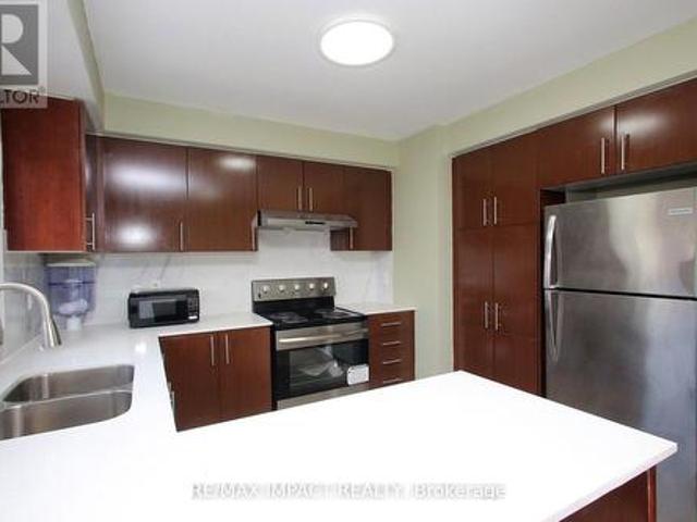 48 375 Cook Road, Toronto, ON, M3J 3T6 townhouse for sale | Listing ID W13699 | Royal LePage