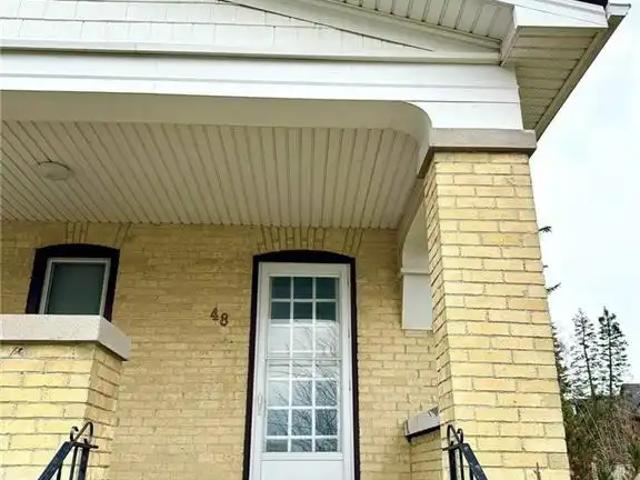 48 WALTER Street Unit# A
