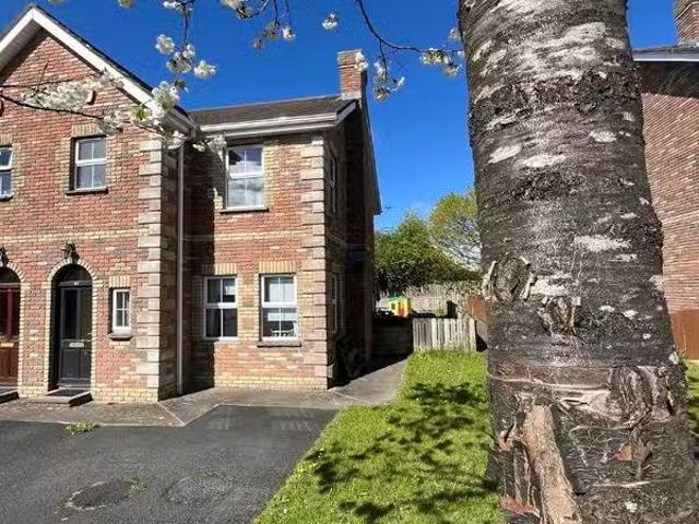 48 Whinn View