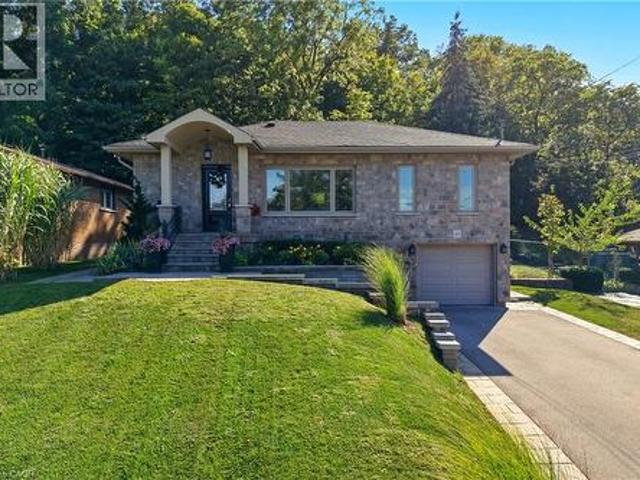 48 Brentwood Drive, Stoney Creek, ON, L8G 2W8 house for sale | Listing ID 40832 | Royal LePage