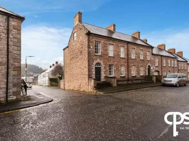 48 Castle Street