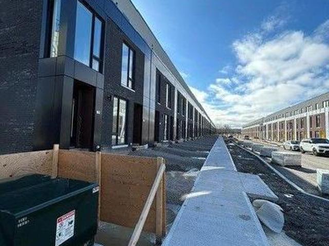 48 Everett Common, St. Catharines, ON, L2P 0G8 townhouse for lease | Listing ID X13432 | Royal LePage