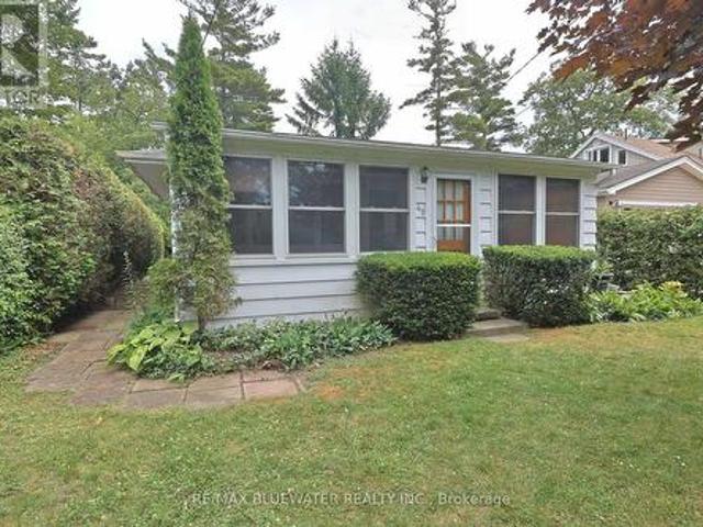 48 Hill Street, Lambton Shores Grand Bend, ON, N0M 1T0 house for sale | Listing ID X12288 | Royal LePage