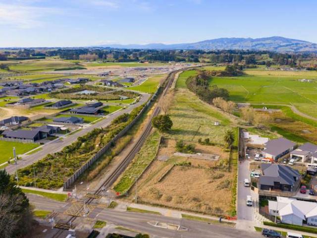 48 James Line, Kelvin Grove, Palmerston North City
