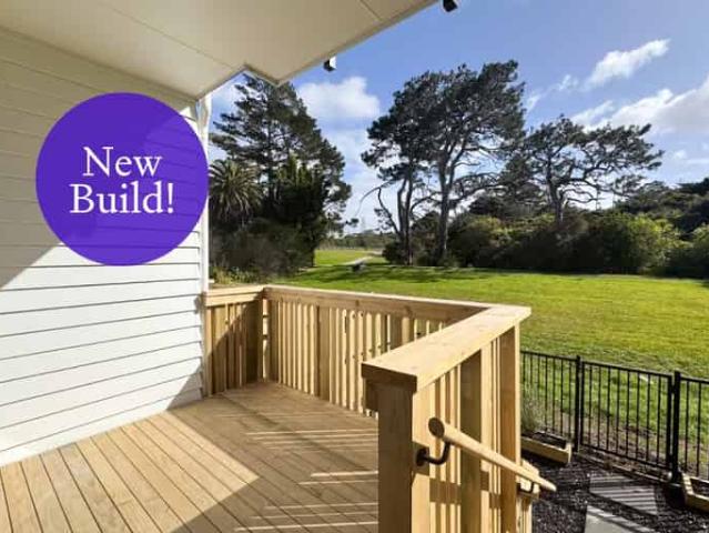 4/8 Lowtherhurst Road, Massey, Waitakere City