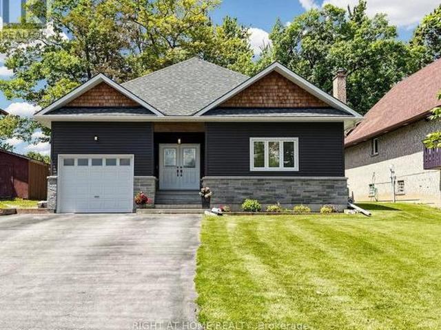 48 Ridge Avenue, Ramara, ON, L0K 1B0 house for sale | Listing ID S13537 | Royal LePage