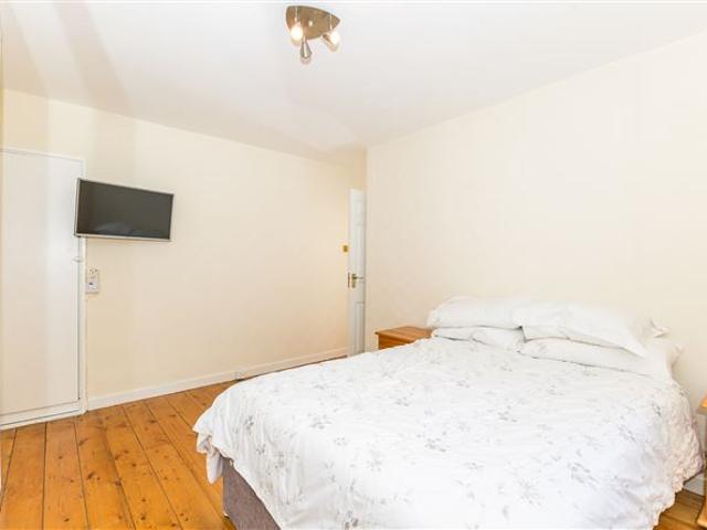 48 Shanowen Avenue, Santry, Dublin 9 Smith & Butler Estates 4833 MyHome. Ie Residential