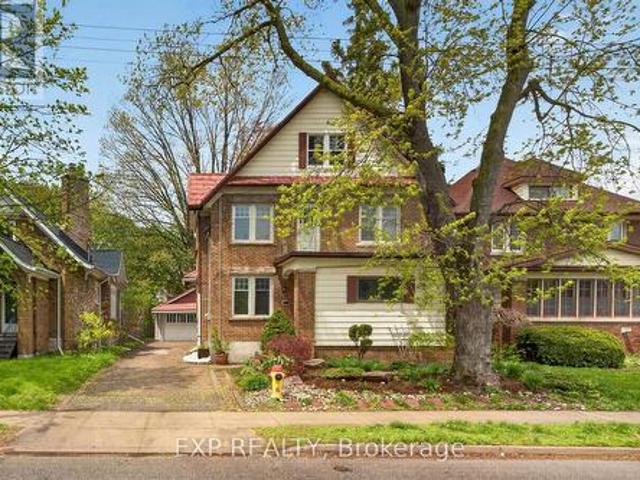 48 Stirling Avenue N, Kitchener, ON, N2H 3G5 house for sale | Listing ID X13141 | Royal LePage
