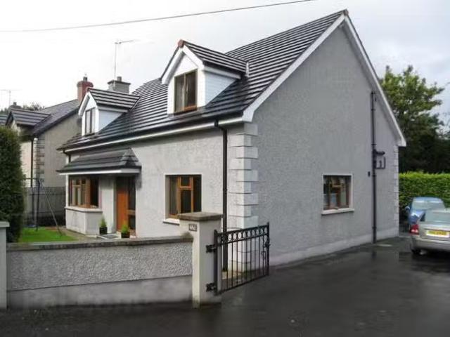 48d Molesworth Road