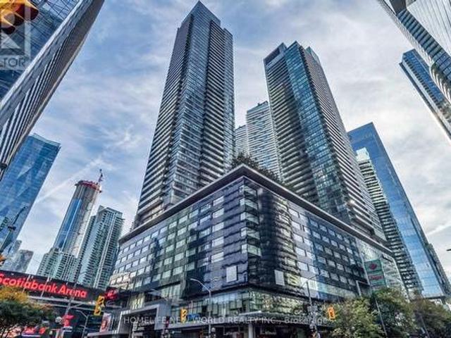 4905 65 Bremner Boulevard, Toronto, ON, M5J 0A7 condo for sale | Listing ID C13551 | Royal LePage