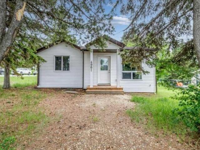 4901 53 Avenue, Bentley, AB, T0C 0J0 house for sale | Listing ID A2320 | Royal LePage