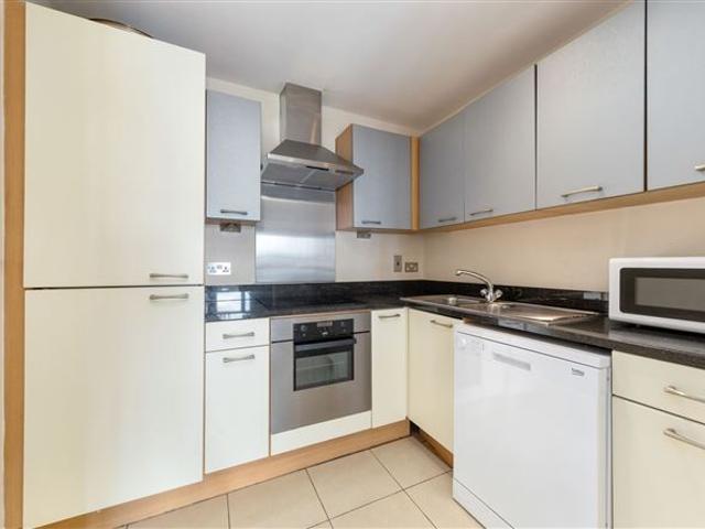 490,000 | Apartment 54, The Clayton, The Gasworks, Barrow Street, Grand Canal Dk, Dublin 4 Stokes Property Consultants Ltd 5005 MyHome. Ie Residential
