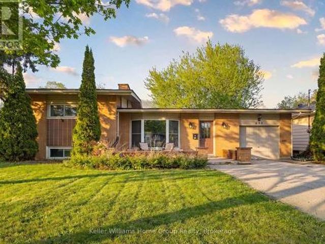 490 Garafraxa Street E, Centre Wellington Fergus, ON, N1M 1E5 house for sale | Listing ID X13159 | Royal LePage