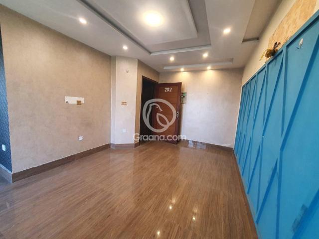 490 Ft² Flat for Rent