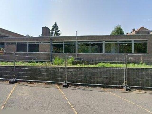490 m2 office space for sale in Ronse