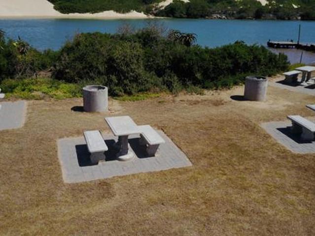 490 m² Land available in Gamtoos River Mouth