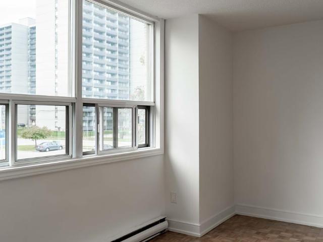 490 Nelson Avenue 1 Bedroom Apartment for Rent at 490 Nelson Ave, Burlington, ON L7S 1X3 Maple
