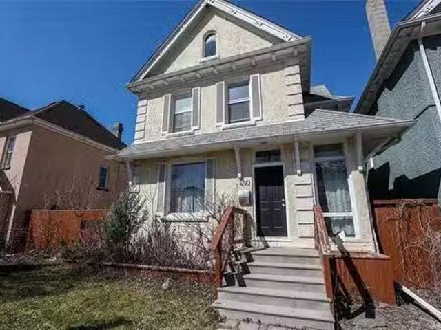 490 Spence St, Winnipeg, MB, R3B 2R7 house for sale Listing.