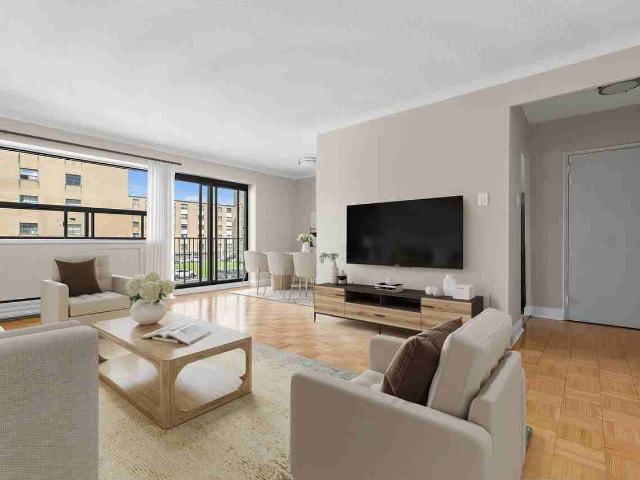 4918 Bathurst Street 2 Bedroom Apartment for Rent at 4918 Bathurst St, Toronto, ON M2R 1X7 Branson