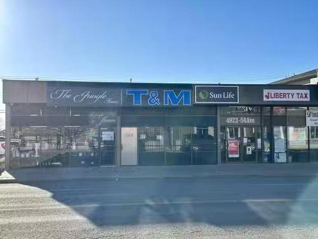 4921 50 Ave, St. Paul Town, AB, T0A 3A0 commercial for rent.