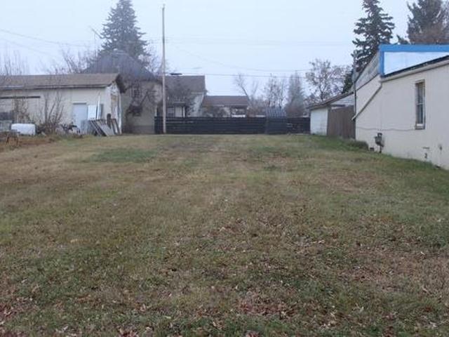 4923 50 Street, Holden, AB, T0B 2C0 vacant land for sale | Listing ID 43689 | Royal LePage