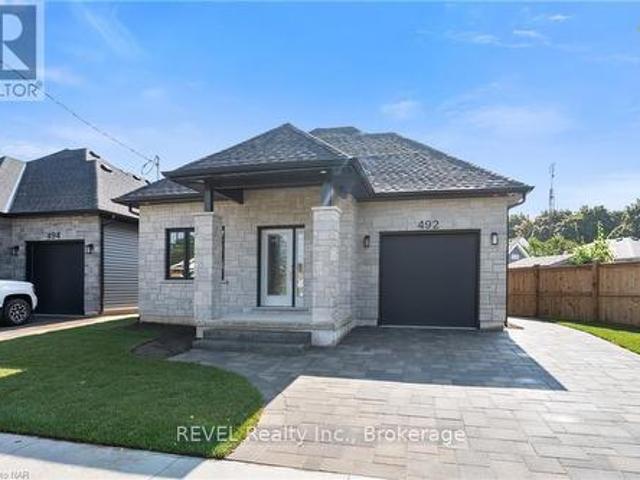 492 Vine Street, St. Catharines 442 Vine/Linwell, ON, L2M 3T6 house for sale | Listing ID X10409 | Royal LePage