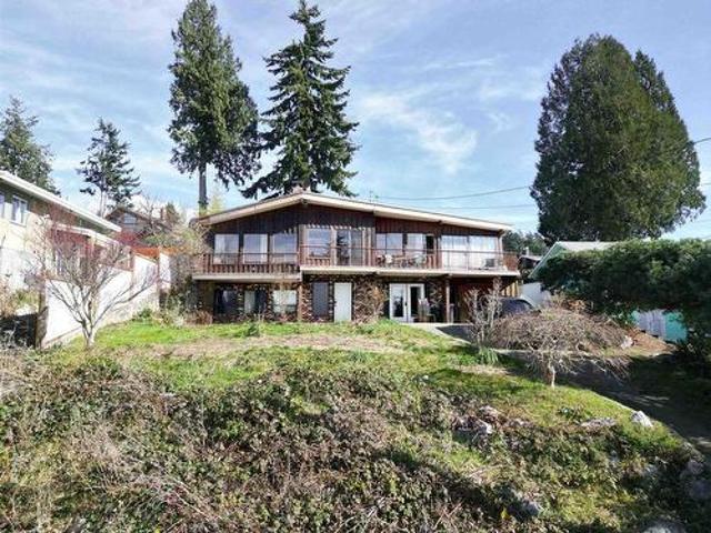 4934 Geer Road, Sechelt, BC, V0N 3A2 house for sale | Listing ID R2972 | Royal LePage
