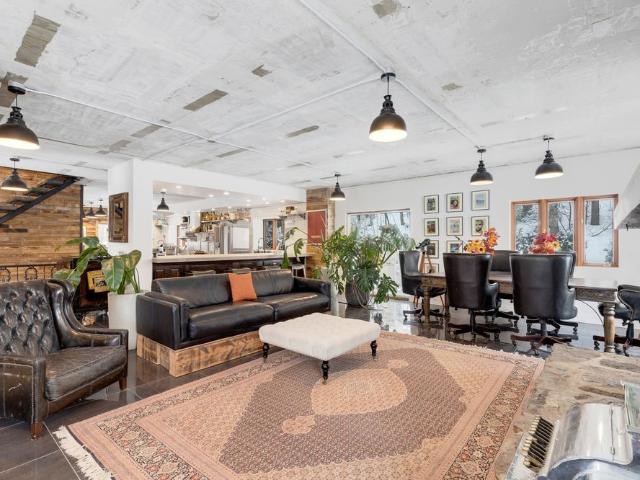 493 Rue des Écureuils, Sainte Adèle, QC J8B