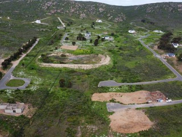 494 m² Land available in St Helena Views