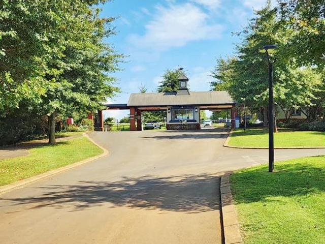 494 m² Land available in St Johns Village