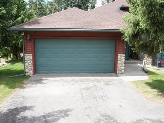 4951 Hot Springs Road, Fairmont Hot Springs, BC, V0B 1L1 house for sale | Listing ID 10394 | Royal LePage