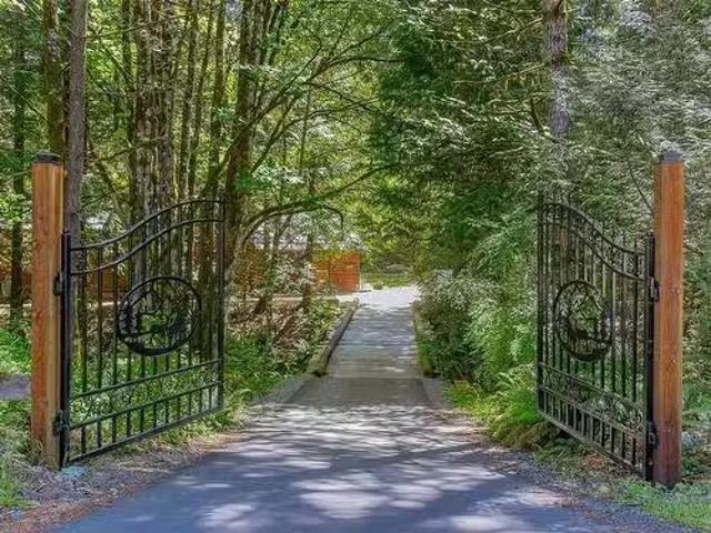 4951 Sooke Rd, Metchosin, BC, V9C 4C1 house for sale Listin.