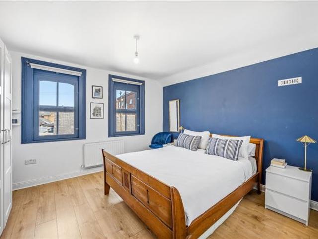 495,000 | 1 Hanover Square, Christchurch, Dublin 8 Owen Reilly 4997 MyHome. Ie Residential