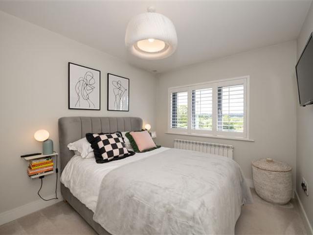 495,000 | 6 Lakelands Place, Crawford Gate, Blackrock, Cork Sherry FitzGerald Cork 5007 MyHome. Ie Residential