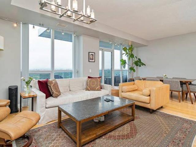 4968 Yonge Street PH205 Toronto ON M2N 7G9